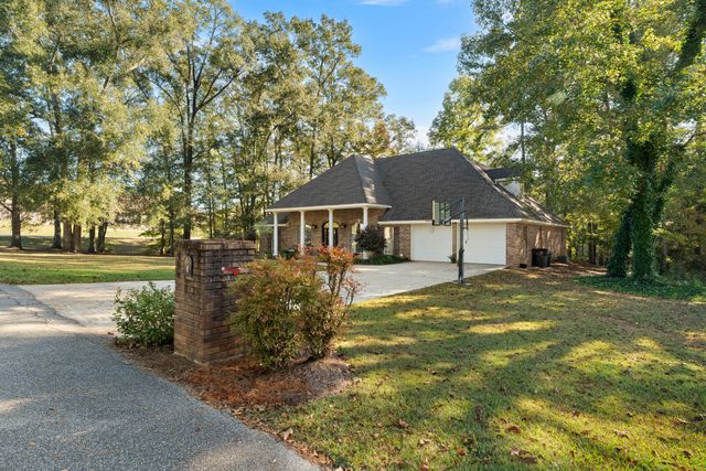 4 Meriwether, Hattiesburg, MS 39402