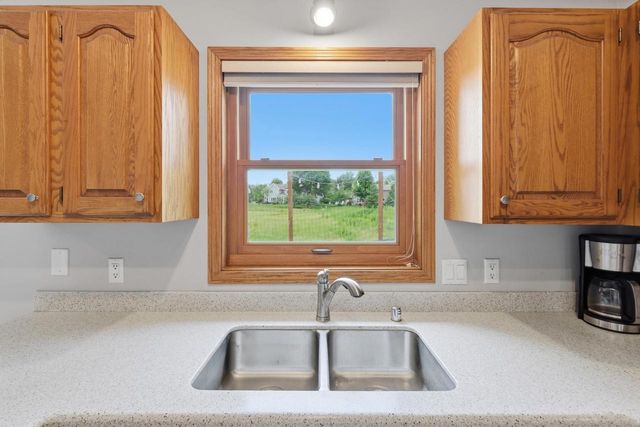 7565 W Village Crest Drive, Madison, WI 53719