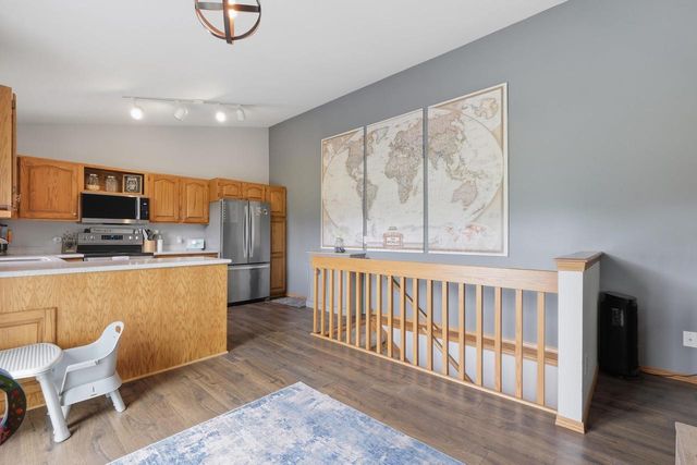 7565 W Village Crest Drive, Madison, WI 53719