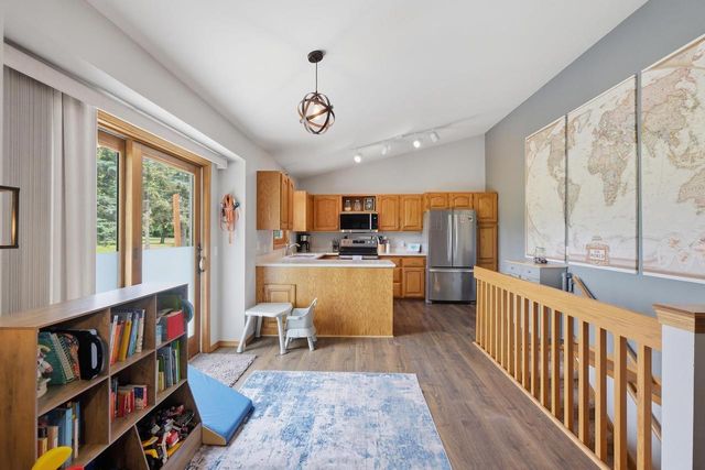 7565 W Village Crest Drive, Madison, WI 53719
