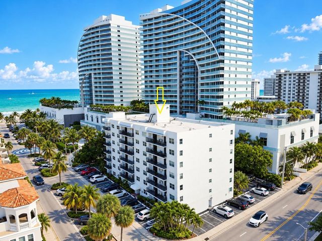 3000 Riomar Street 703, Fort Lauderdale, FL 33304