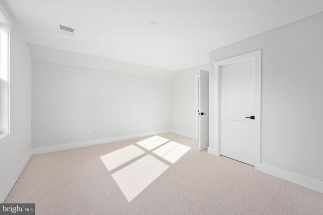 8602 ROSNI WAY, Fredericksburg, VA 22407