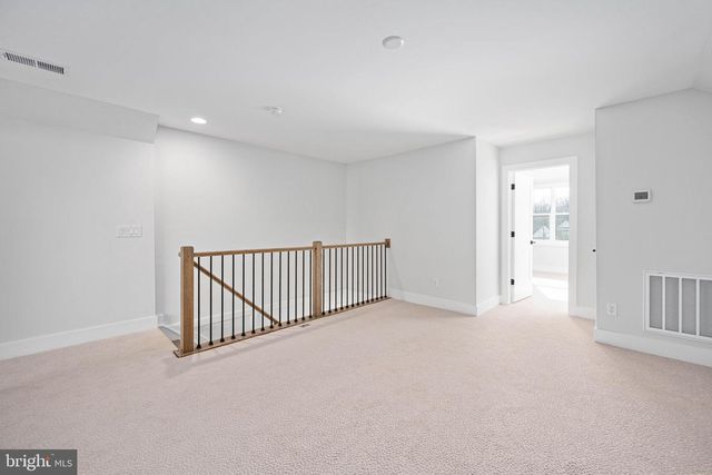 8602 ROSNI WAY, Fredericksburg, VA 22407