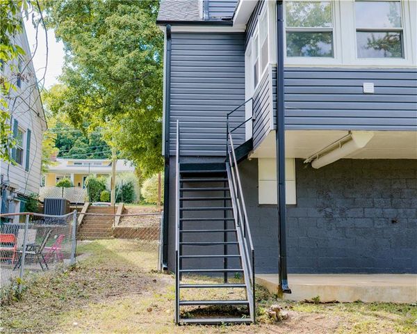 401 S Sunset Drive, Winston-salem, NC 27103