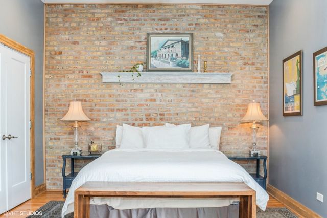 3428 W Belden Avenue 1, Chicago, IL 60647