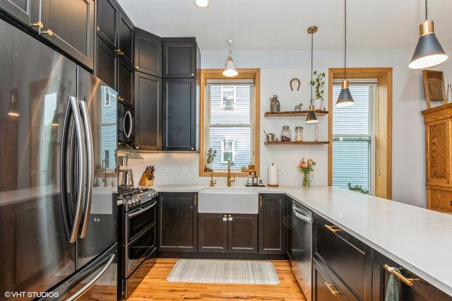 3428 W Belden Avenue 1, Chicago, IL 60647