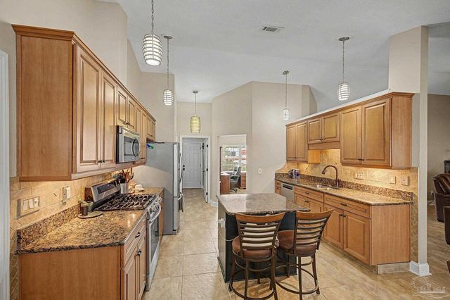 495 Riola Pl, Pensacola, FL 32506