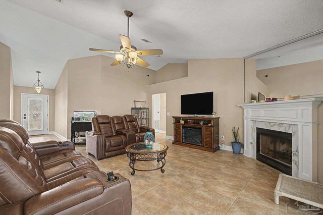 495 Riola Pl, Pensacola, FL 32506