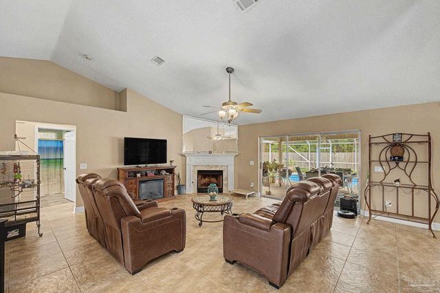 495 Riola Pl, Pensacola, FL 32506