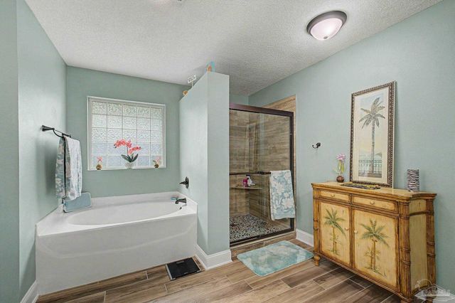 495 Riola Pl, Pensacola, FL 32506