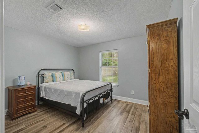 495 Riola Pl, Pensacola, FL 32506