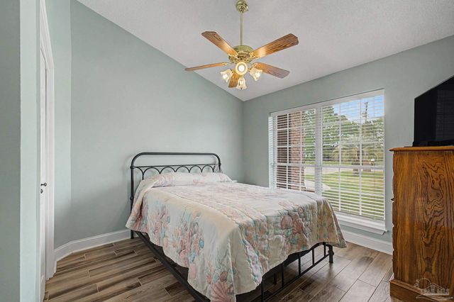 495 Riola Pl, Pensacola, FL 32506