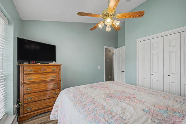 495 Riola Pl, Pensacola, FL 32506