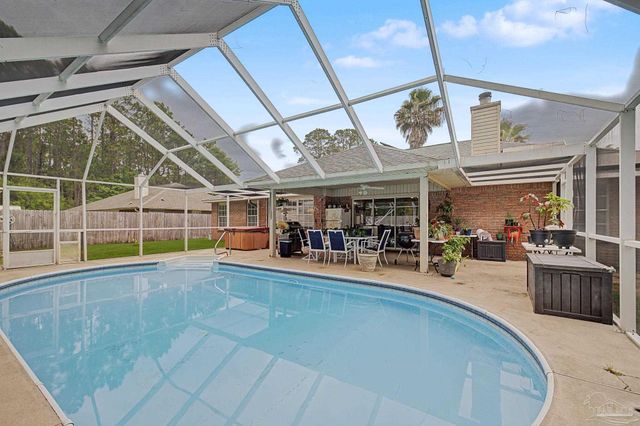 495 Riola Pl, Pensacola, FL 32506