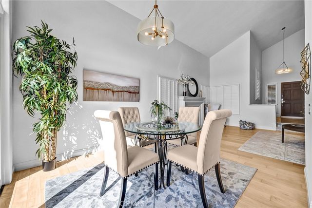 70 Fairlake, Irvine, CA 92614