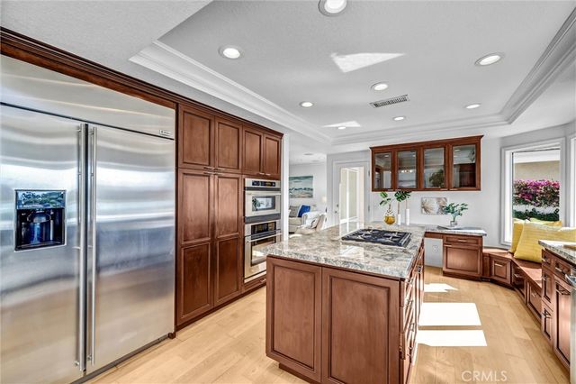 70 Fairlake, Irvine, CA 92614