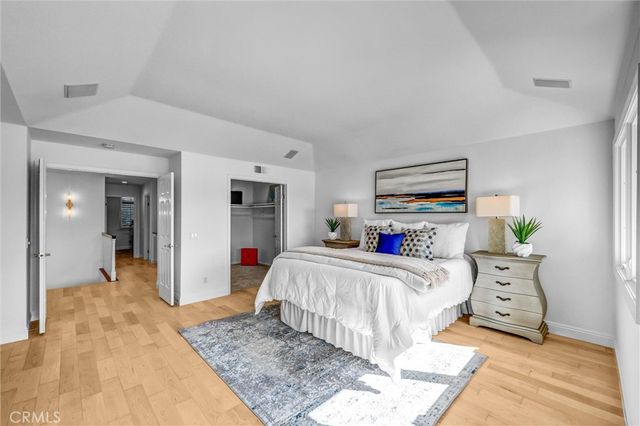 70 Fairlake, Irvine, CA 92614
