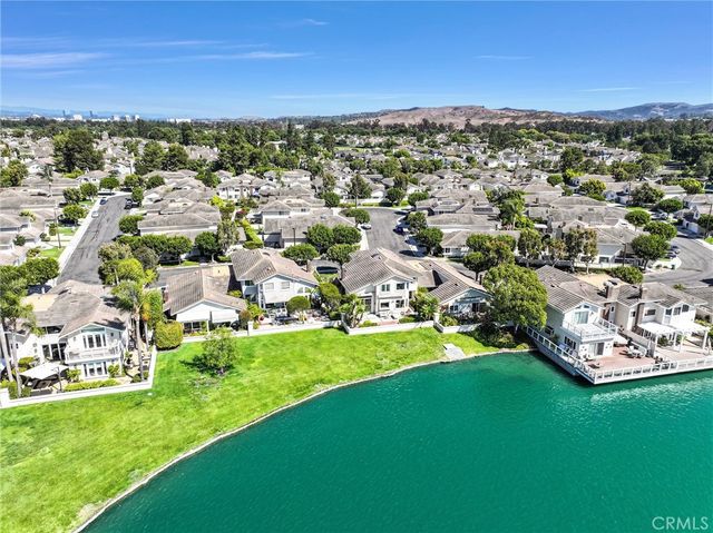 70 Fairlake, Irvine, CA 92614