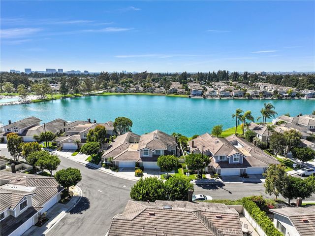 70 Fairlake, Irvine, CA 92614