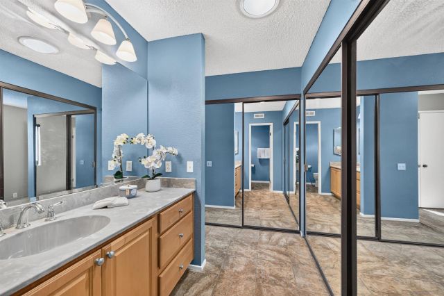 5790 MENORCA DR, Tierra Santa, CA 92124
