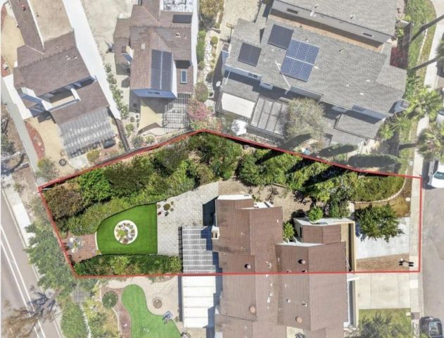 5790 MENORCA DR, Tierra Santa, CA 92124