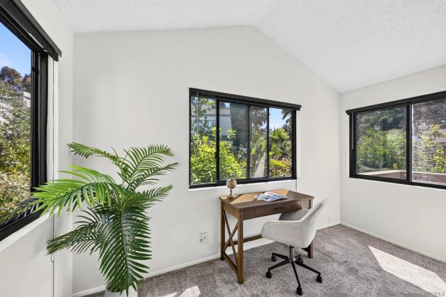 5790 MENORCA DR, Tierra Santa, CA 92124