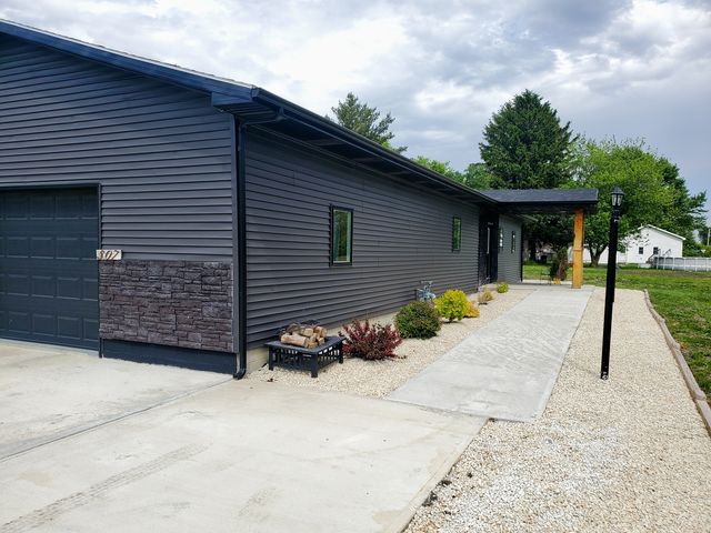 507 N Secor Street, Gilman, IL 60938