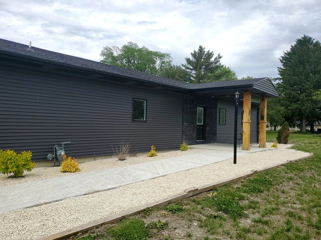 507 N Secor Street, Gilman, IL 60938