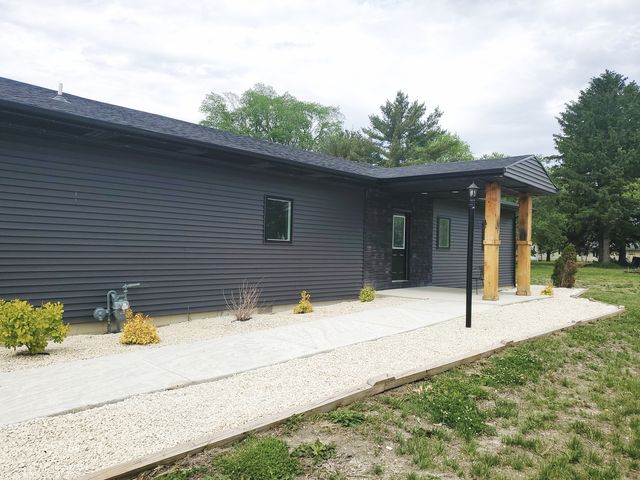 507 N Secor Street, Gilman, IL 60938