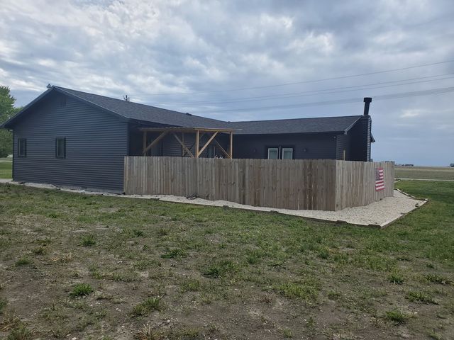 507 N Secor Street, Gilman, IL 60938