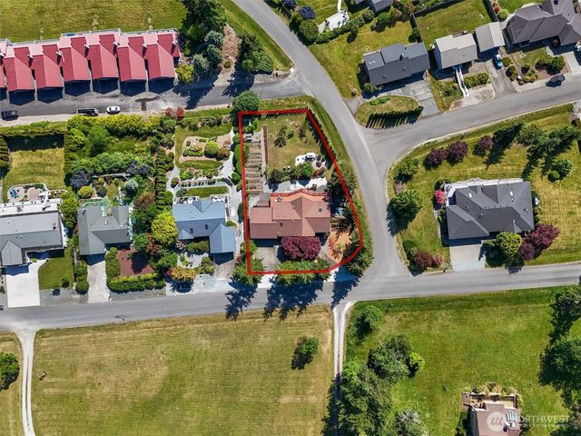 1489 Crestview Drive, Camano Island, WA 98282