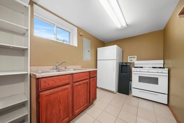 5304 S New England Avenue, Chicago, IL 60638