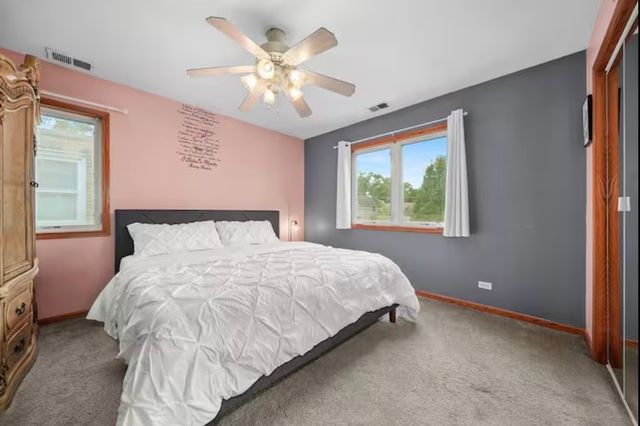 5304 S New England Avenue, Chicago, IL 60638