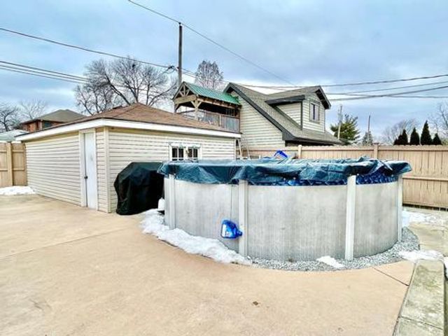 5304 S New England Avenue, Chicago, IL 60638