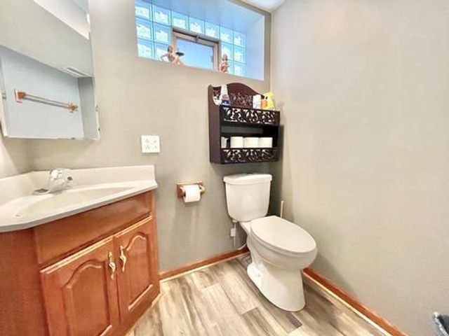 5304 S New England Avenue, Chicago, IL 60638