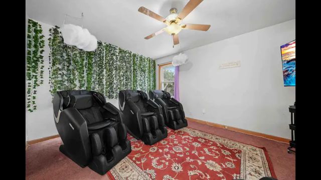 5304 S New England Avenue, Chicago, IL 60638