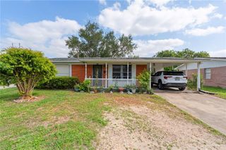 206 E Davis Street, Harlingen, TX 78550
