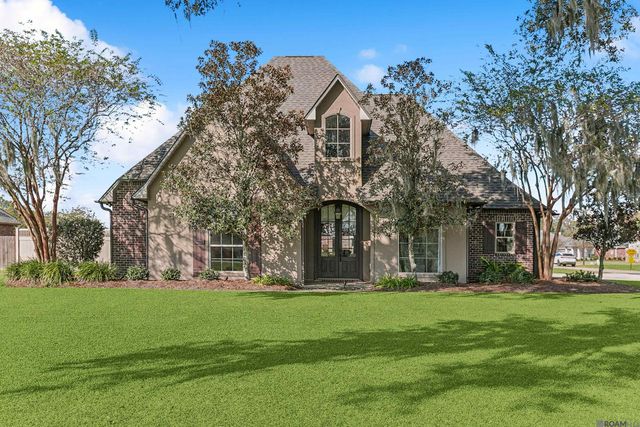 44388 Stringer Bridge Rd, St Amant, LA 70774