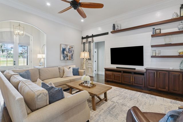 44388 Stringer Bridge Rd, St Amant, LA 70774