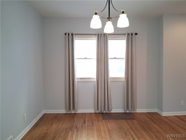 58 Grandview Avenue, Tonawanda, NY 14223