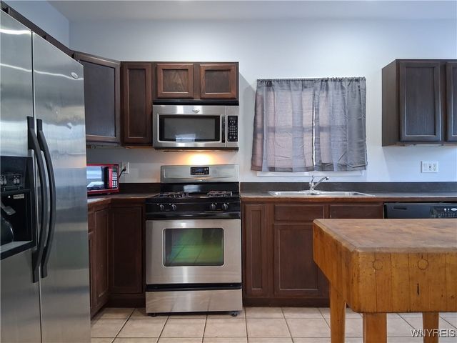 58 Grandview Avenue, Tonawanda, NY 14223