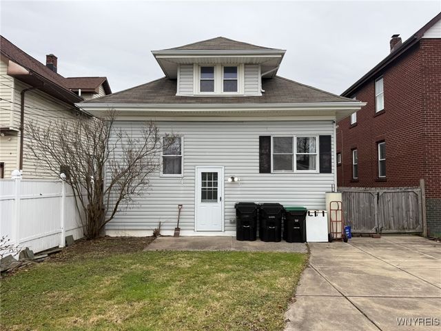58 Grandview Avenue, Tonawanda, NY 14223