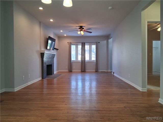 58 Grandview Avenue, Tonawanda, NY 14223