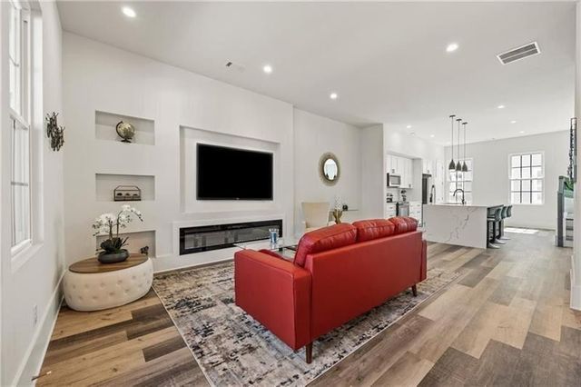 3165 Dogwood Drive 106, Hapeville, GA 30354