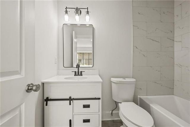 3165 Dogwood Drive 106, Hapeville, GA 30354