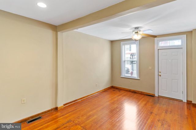 54 E PENN ST, Carlisle, PA 17013