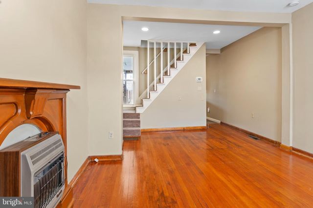 54 E PENN ST, Carlisle, PA 17013
