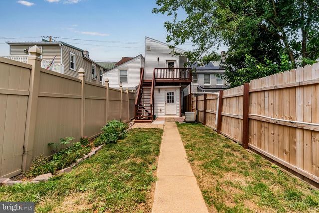 54 E PENN ST, Carlisle, PA 17013