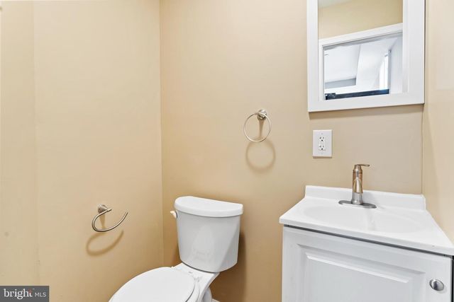 54 E PENN ST, Carlisle, PA 17013