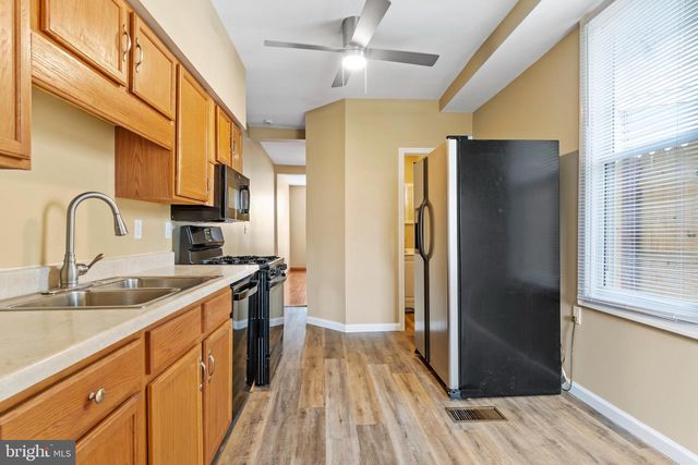 54 E PENN ST, Carlisle, PA 17013